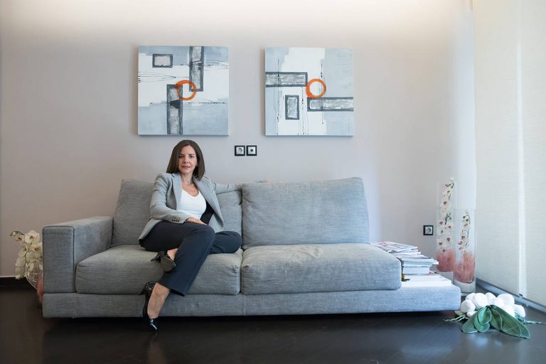 Βάνια Σταφυλά - Χειρουργός Μαστού